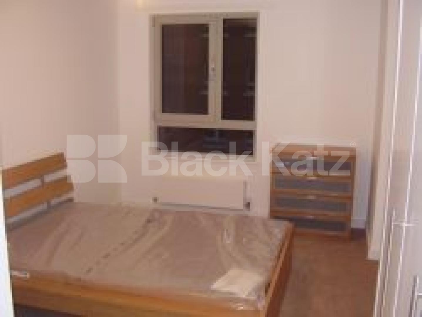 			2 Bedroom, 1 bath, 1 reception Flat			 Caronade Court, HOLLOWAY/ISLINGTON BORDERS N7